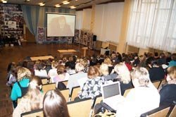 Свыше 1700 сотрудников дошкольных образовательных учреждений из 45 городов приняли участие в работе всероссийской телеконференции 1С