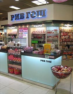 Cеть парфюмерных магазинов РИВ ГОШ автоматизировала расчет заработной платы с помощью 1С:Предприятия 8 и компании 1С:Бухучет и Торговля (БИТ)