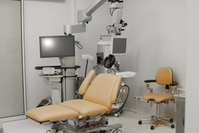 Внедрение медицинской информационной системы на базе «БИТ. Управление медицинским центром» в офтальмологической клинике «Ясно вижу»